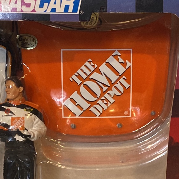 NASCAR 2002 Tony Stewart #20 Ornament Set Collectibles Home Depot - Picture 8 of 8